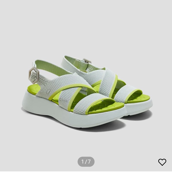 Vivaia Kara AdaptAll™ Sport Sandals (Kathy) size 39.5 / 8.5 US NWOB - Picture 2 of 5